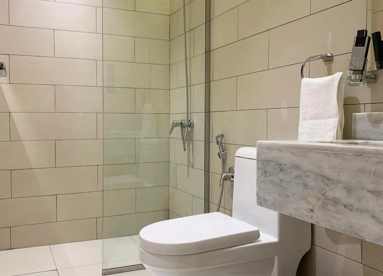 Kease Tawun B3-1 Royal Touch Ag72 Apartment Riyadh
